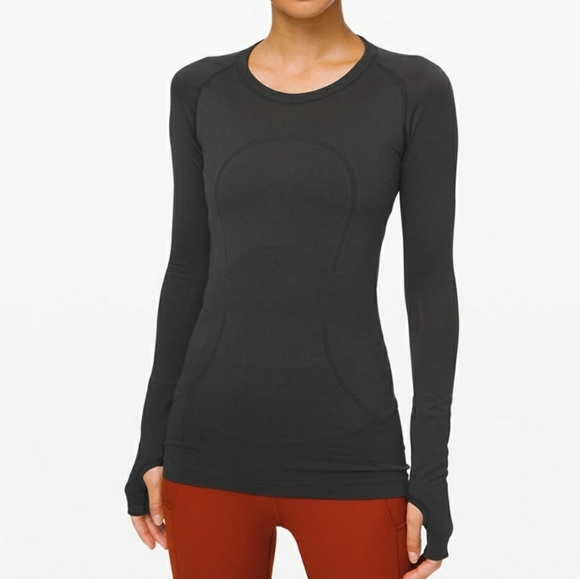 lululemon athletica Tops - Lululemon Black Swiftly Tech Long Sleeve Crew sz 8